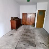 Dom na sprzedaż